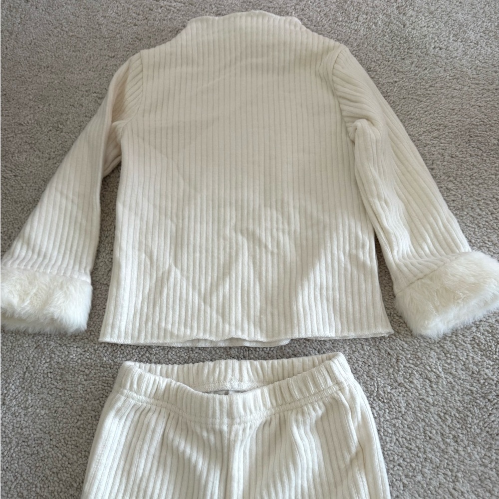 Cream Ribbed Plush-Trim Kids Matching Set - Picture 5 of 7